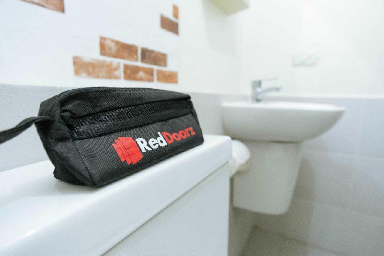 Reddoorz Syariah Near Hajimena Lampung Otel Bandar Lampung Dış mekan fotoğraf